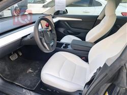 تسلا موديل 3